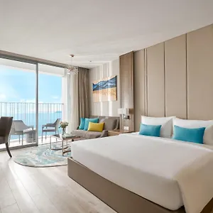 Oceanfront Apartment